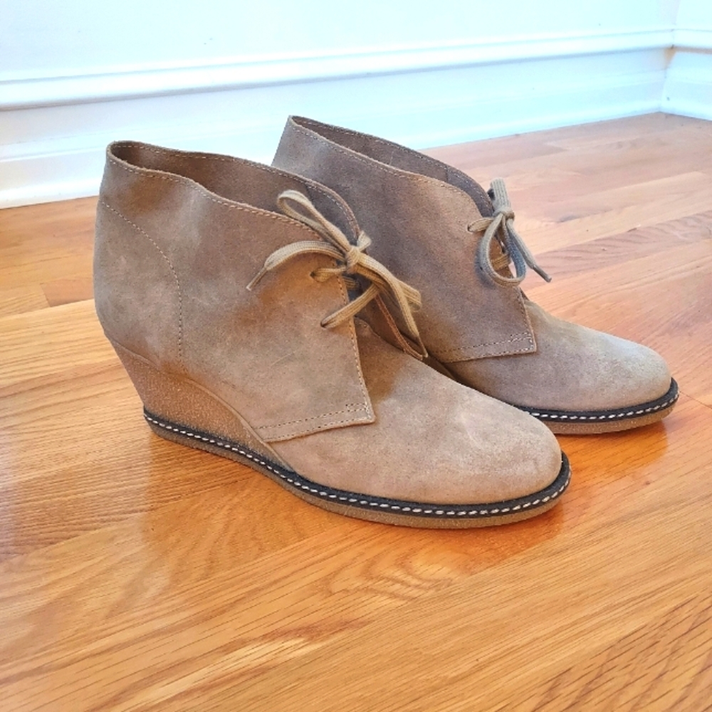 J. Crew MacAlistar Suede Chuka Boots Size 9
